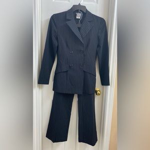 Vintage Y2K Emo Breakin’ Hearts Suit Set Size 7/8